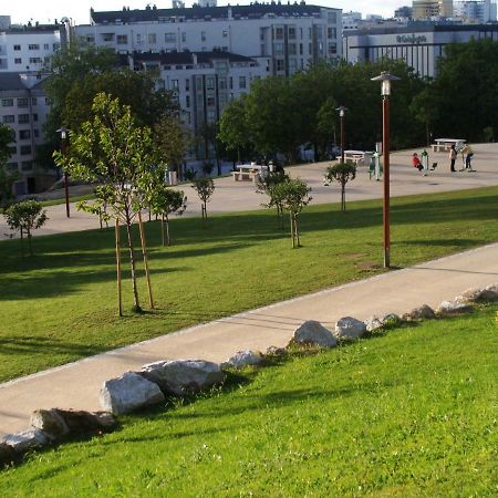 Acogedor apartamento cerca de las estaciones de bus y tren A Coruña Exterior foto
