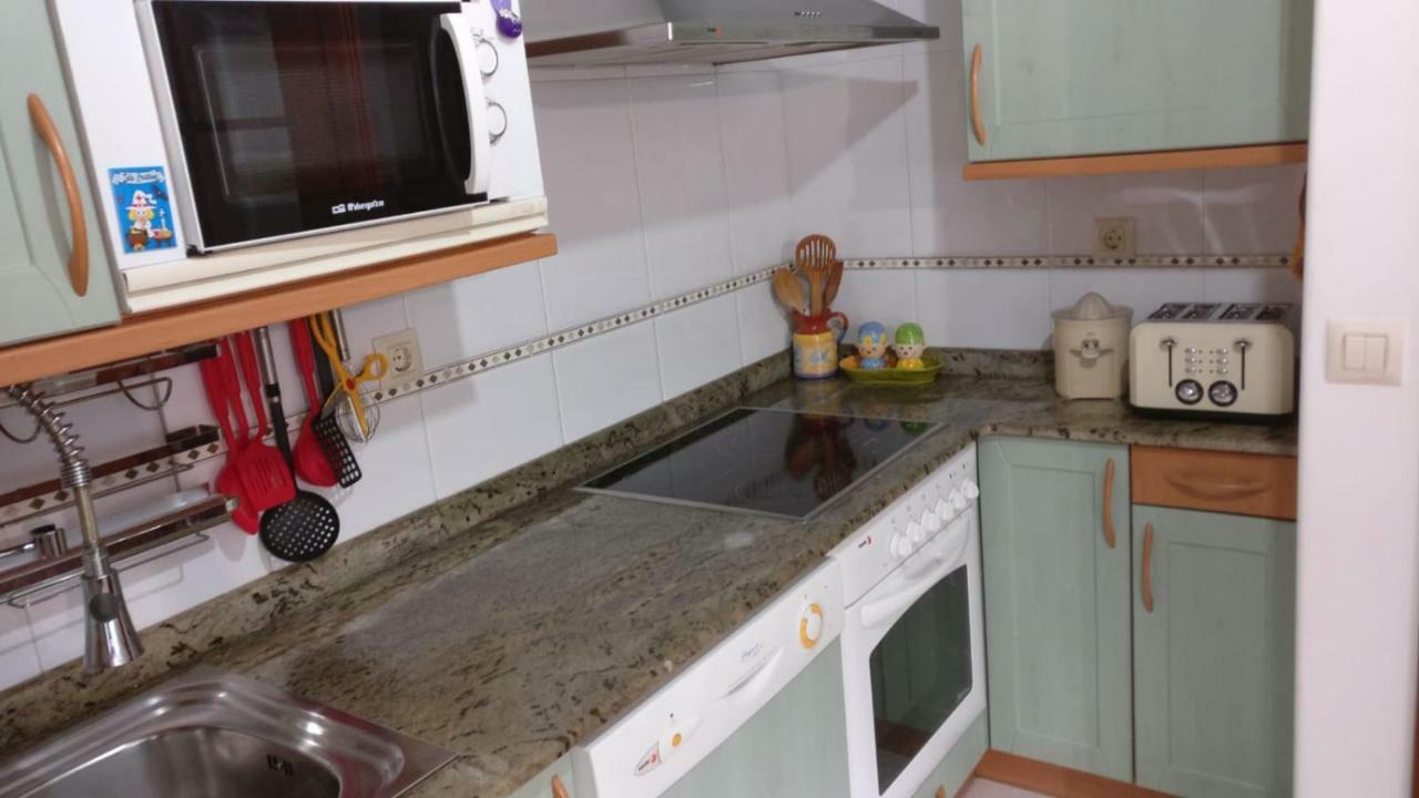 Acogedor apartamento cerca de las estaciones de bus y tren A Coruña Exterior foto